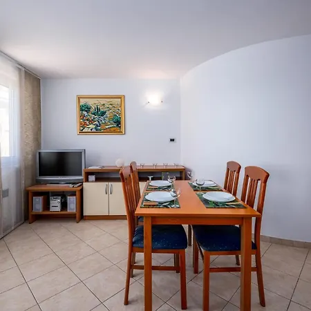 El Sol - Monterol * Umag