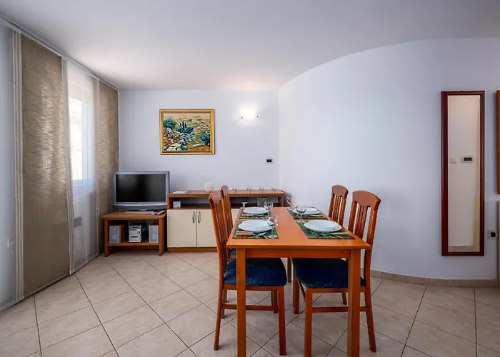 El Sol - Monterol * Umag